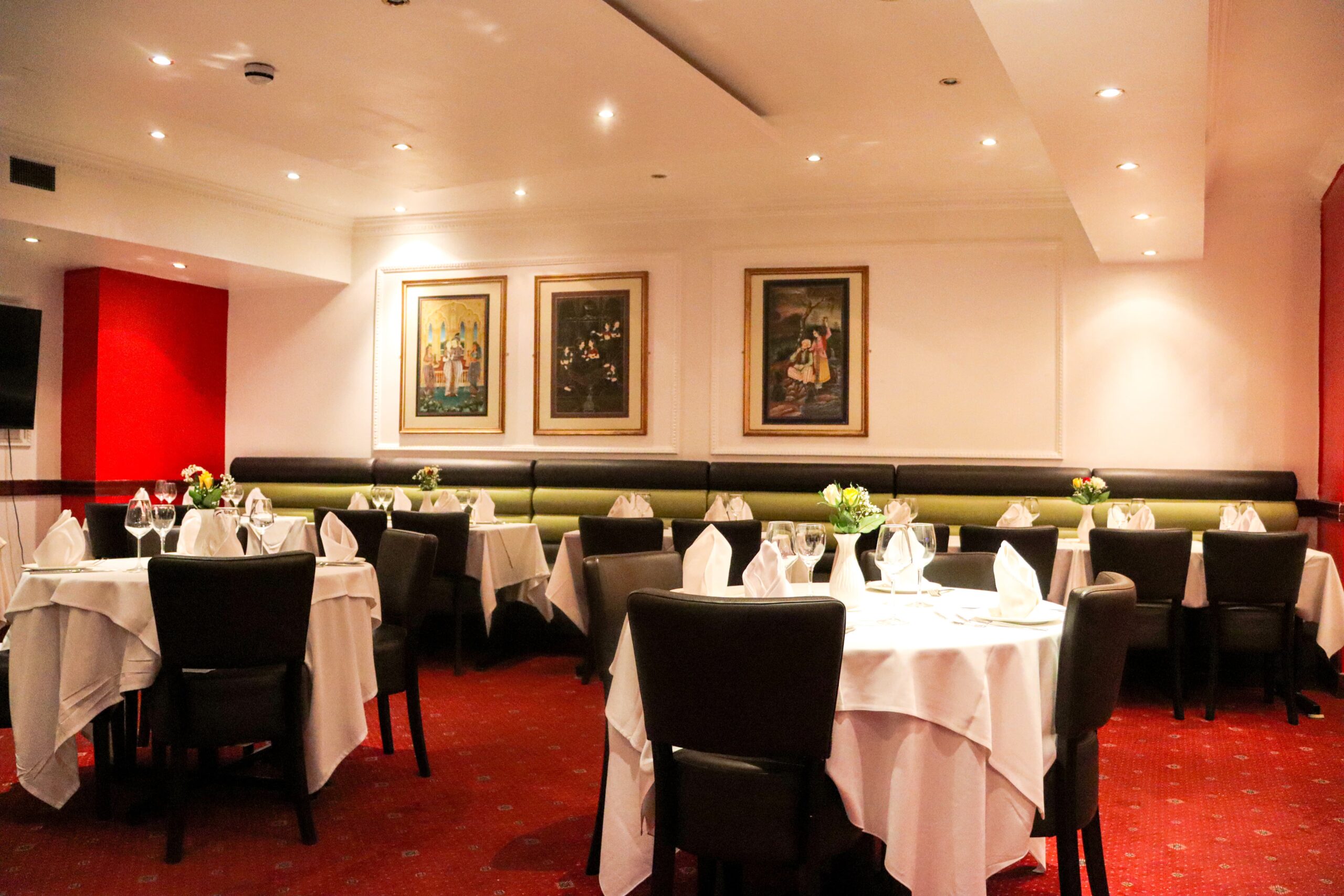 Corporate Lunches in Holborn: Why The Zin is Perfect for Business Meetings